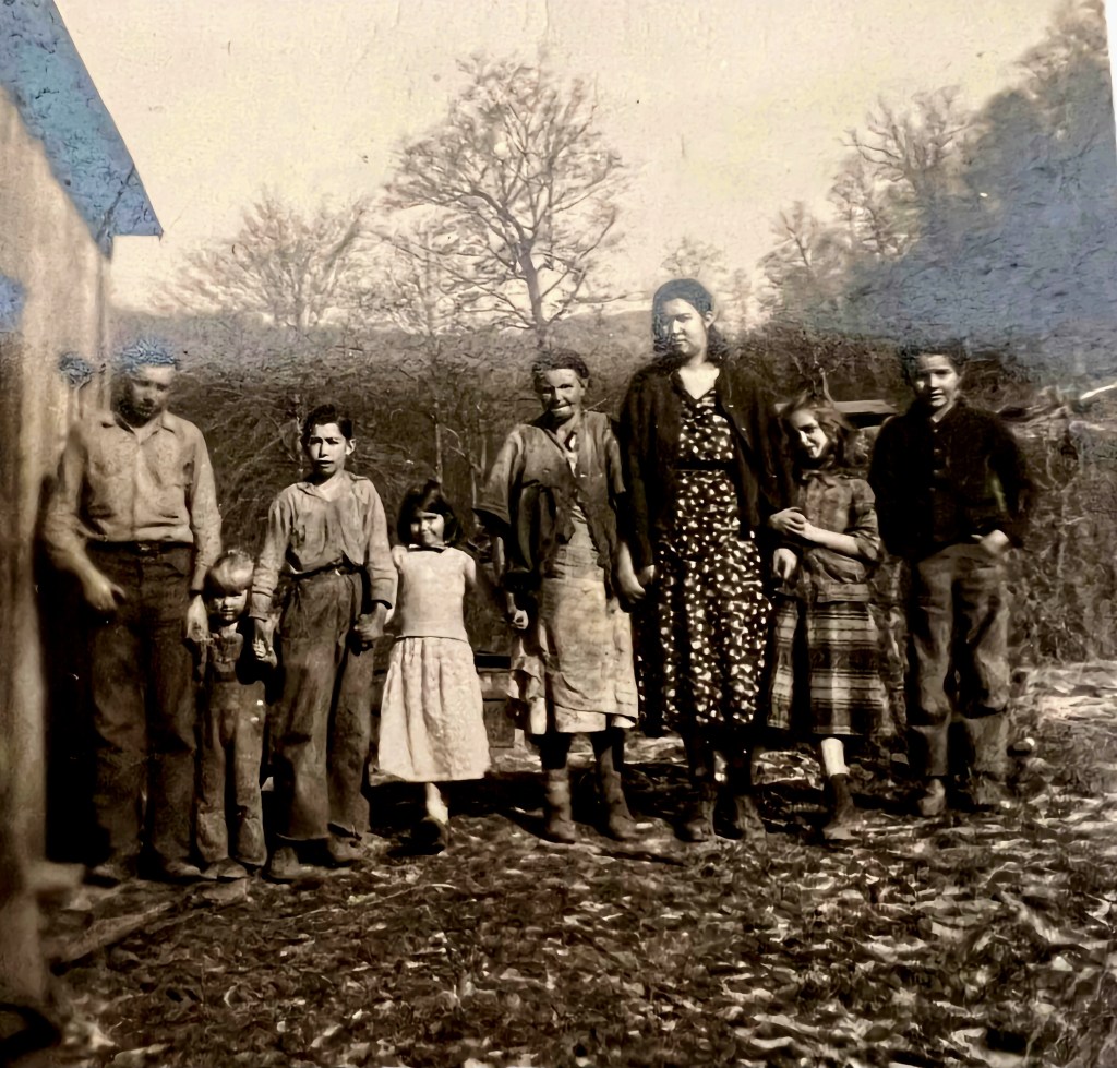 Thanksgiving in the Mountains: A Memory That Still Lives&nbsp;On