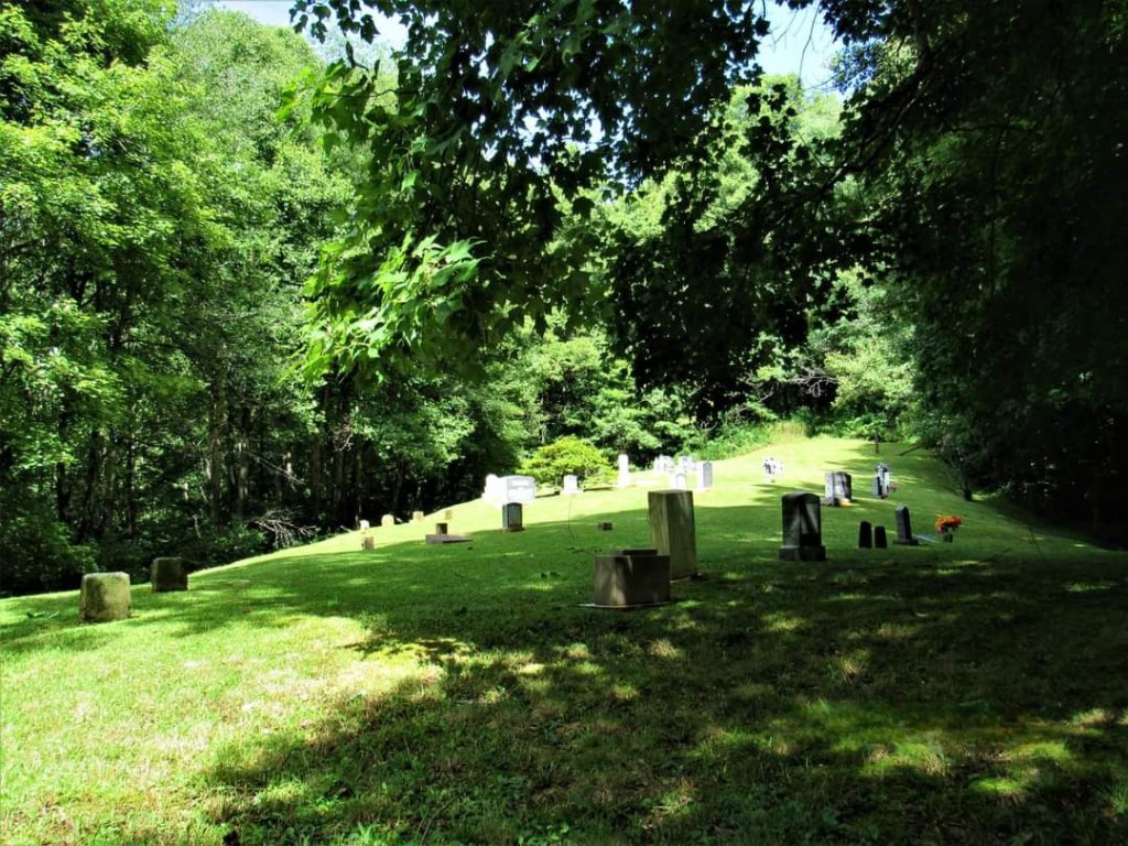 A Personal Reflection on the Mountaintop Cemetery in&nbsp;Appalachia